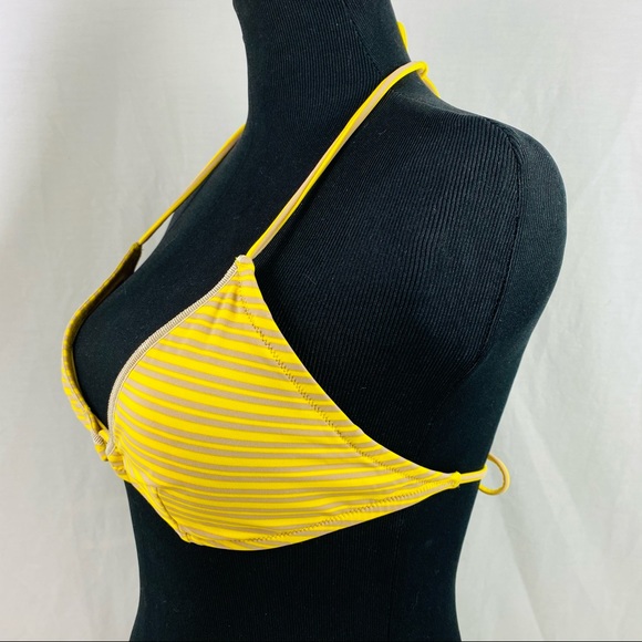 Victoria's Secret String Bikini Triangle Top Med - Picture 2 of 7